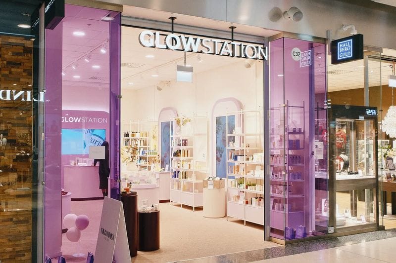 Glow Station